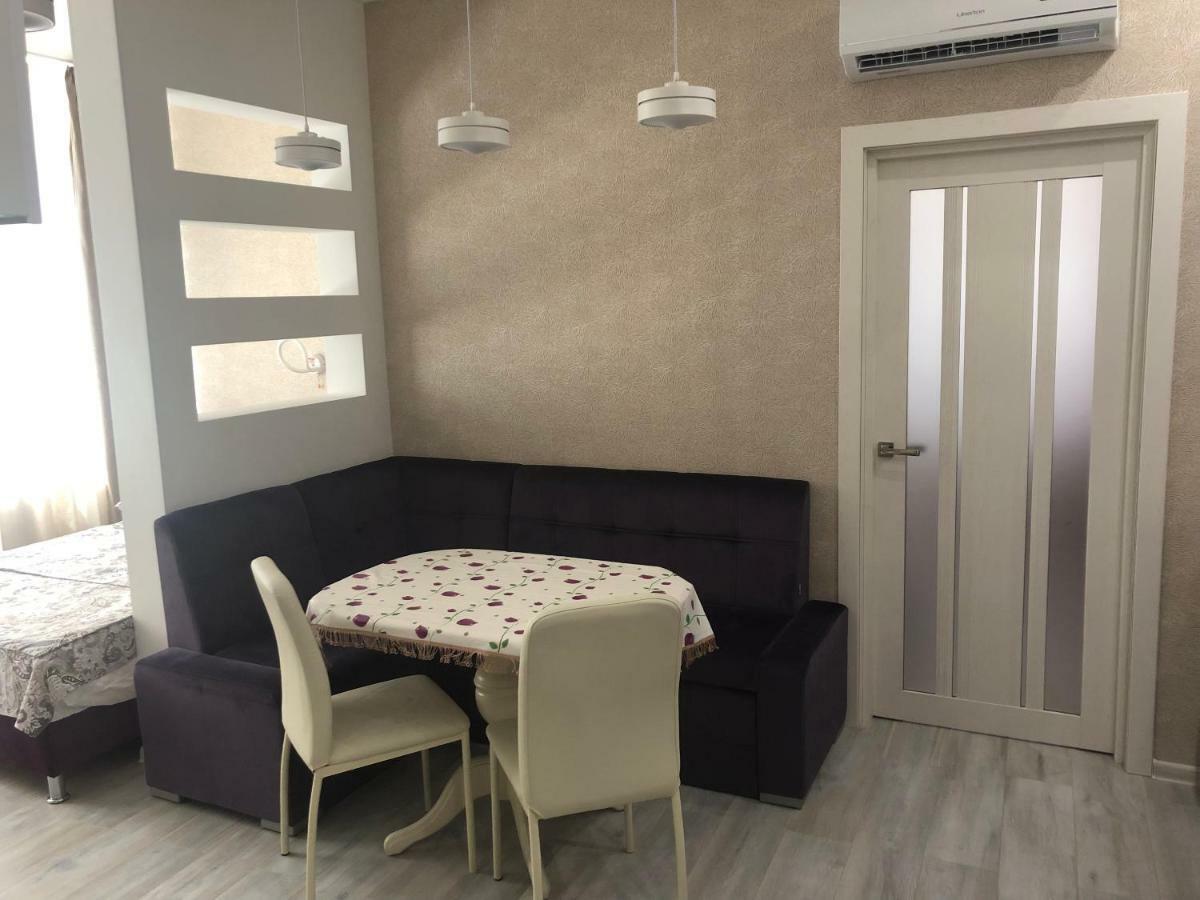 The Sea Is Near 5 Minutes Walk Apartment Number 44 Odesa Exterior foto
