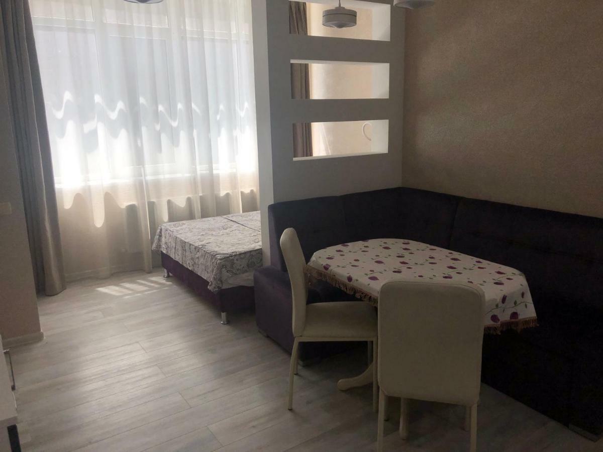 The Sea Is Near 5 Minutes Walk Apartment Number 44 Odesa Exterior foto